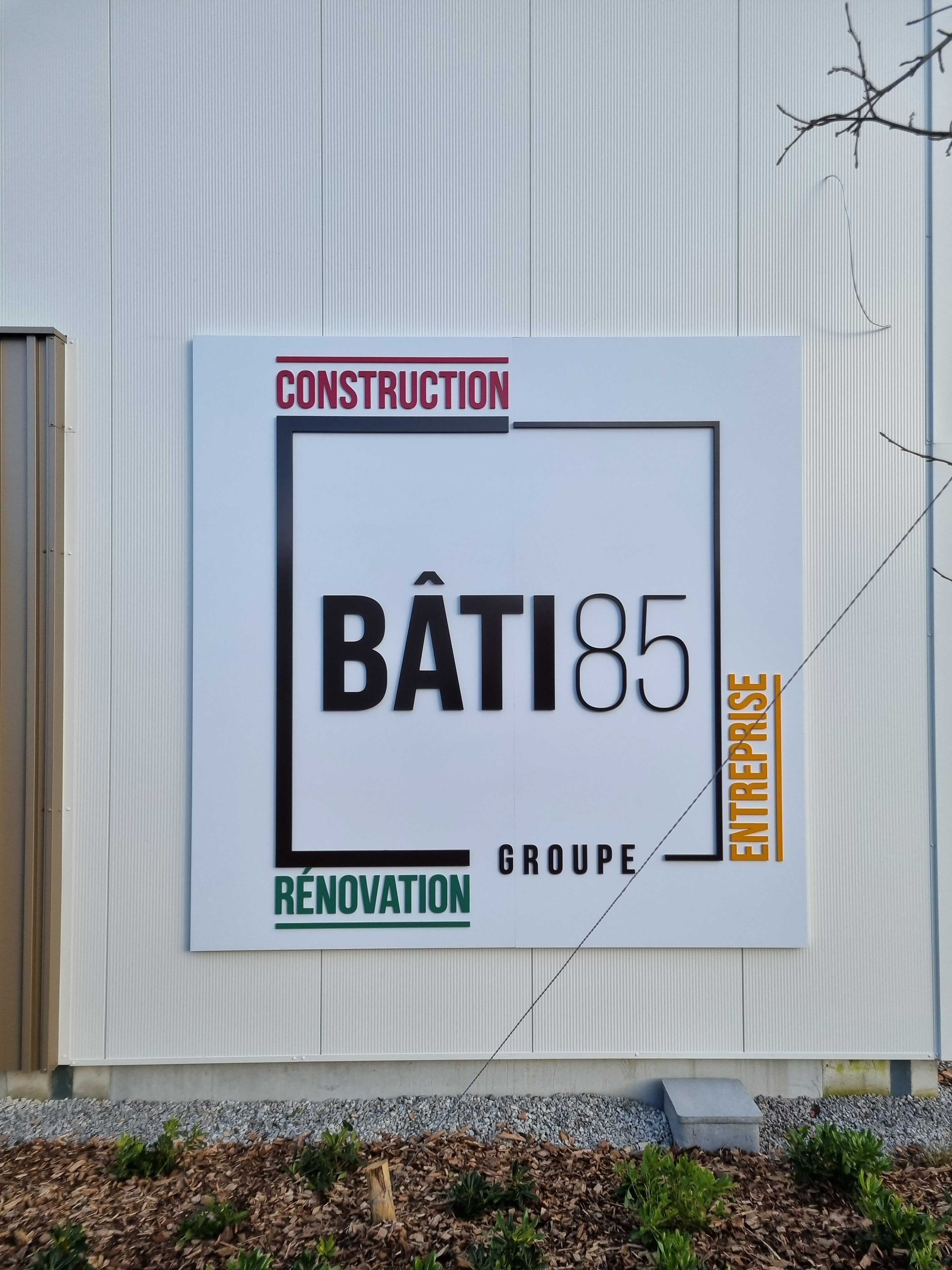 Bâti 85 2